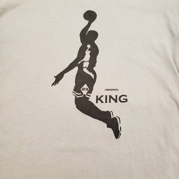 Jordan Baller T Shirt Retro Look Graphic Mens M Gray Bill Peaks NYC World Peace - Picture 2 of 11